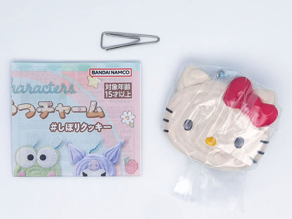 Sanrio Characters Spritz Cookies Handmade Snack Charm Bandai Gashapon Toys Hello Kitty